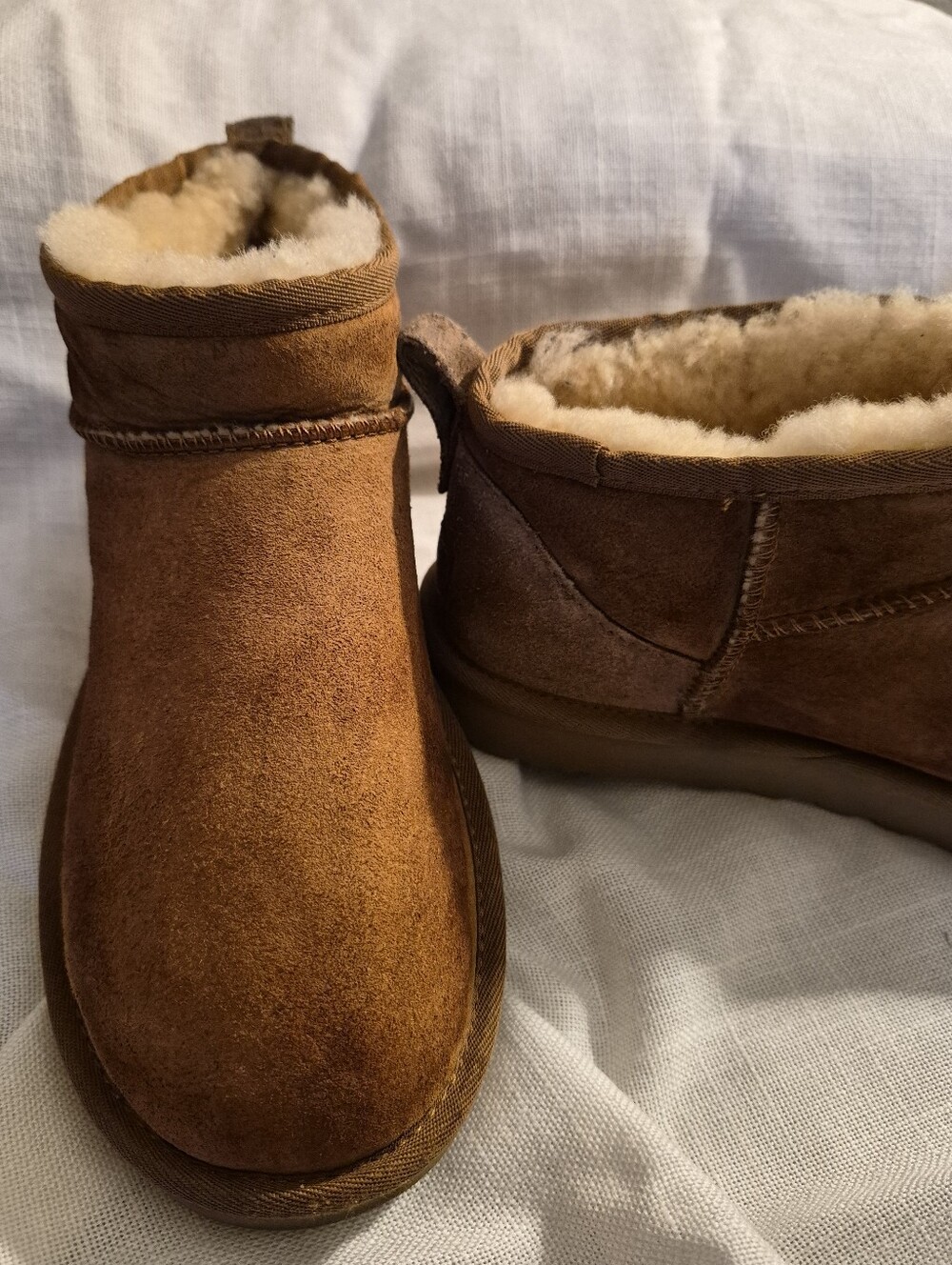 UGG Classic Ultra Minj Boots